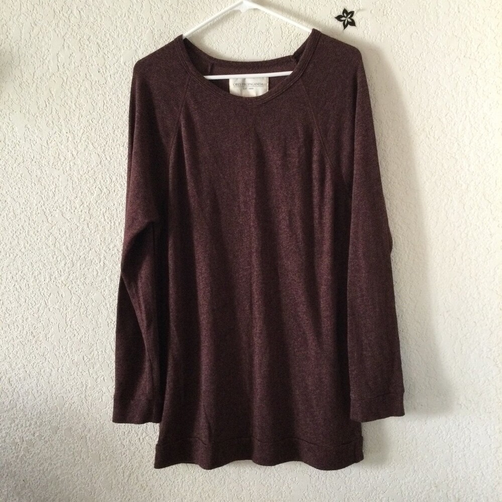Obey long sleeve sweatshirt